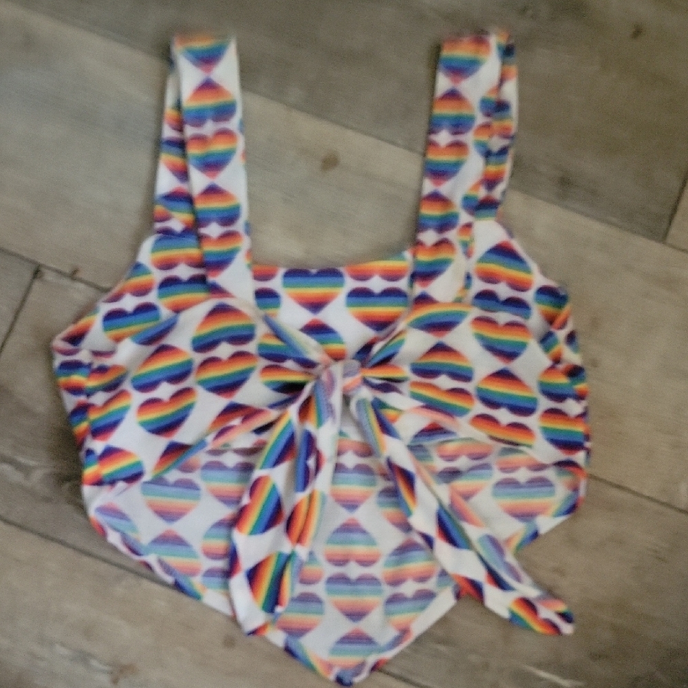 Colorful Patterned Crop Top - Picture 2 of 3